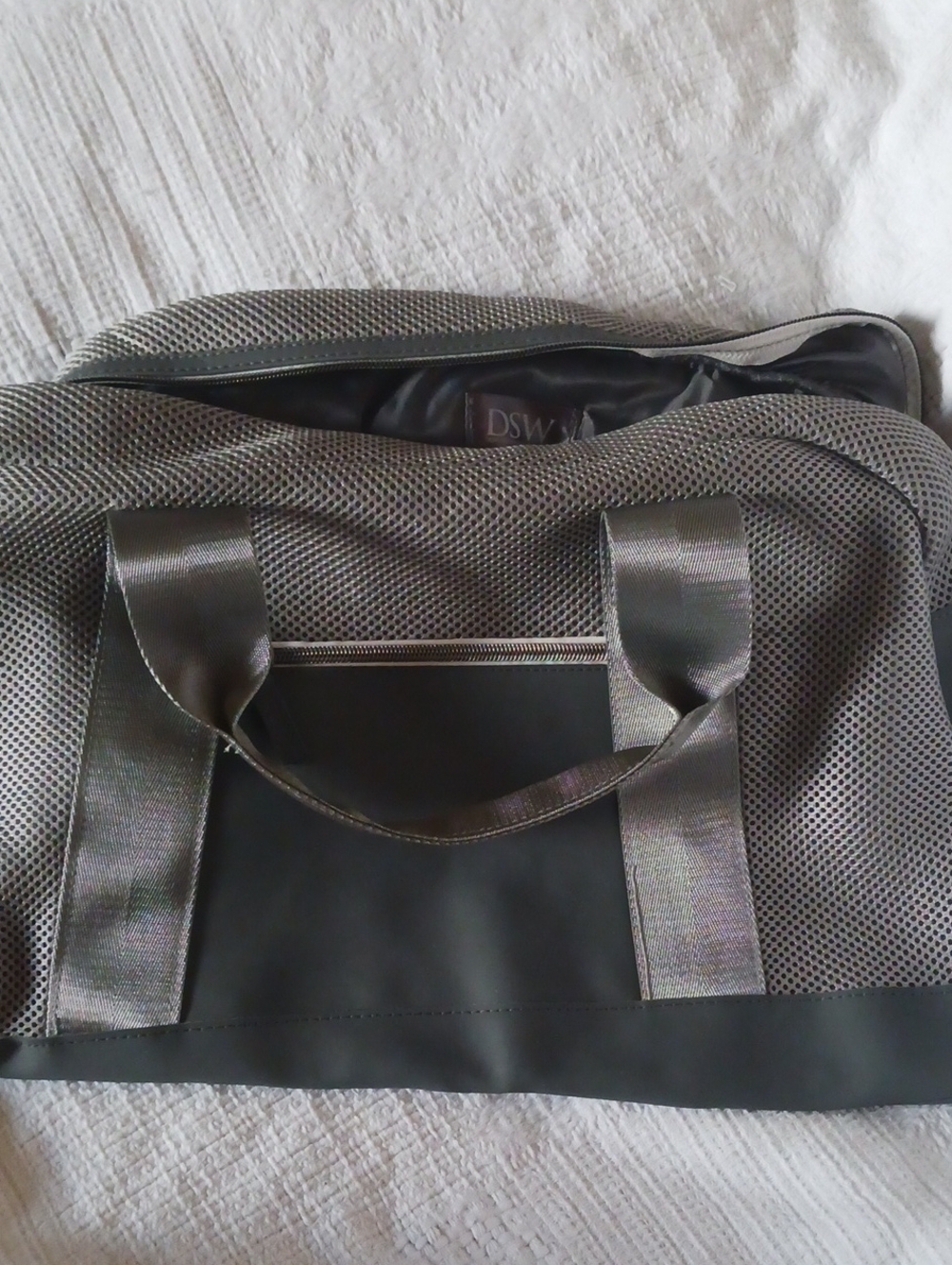 DSW Men's Gray Mesh Accent Duffel Bag